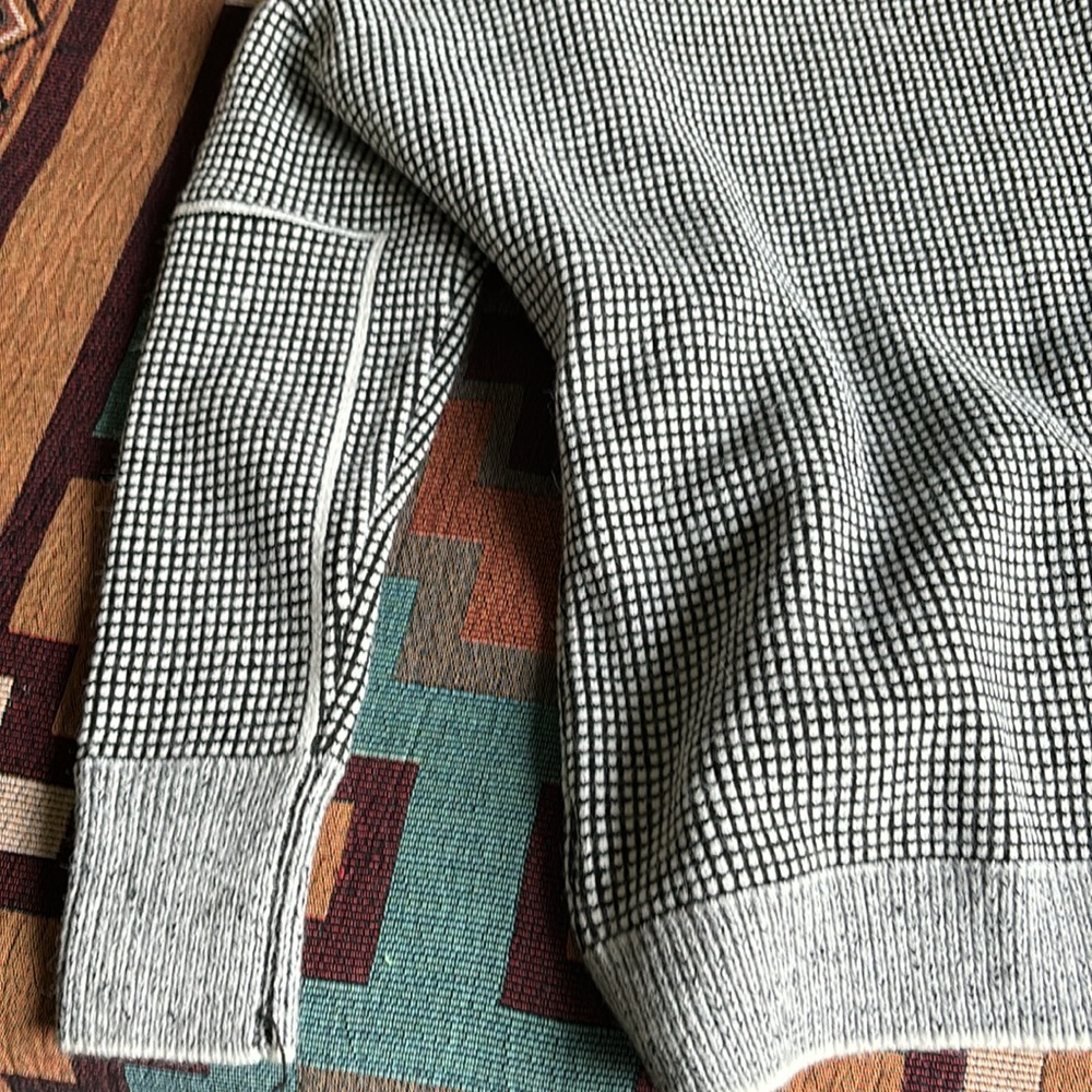 Cardigan - Picture 8 of 9